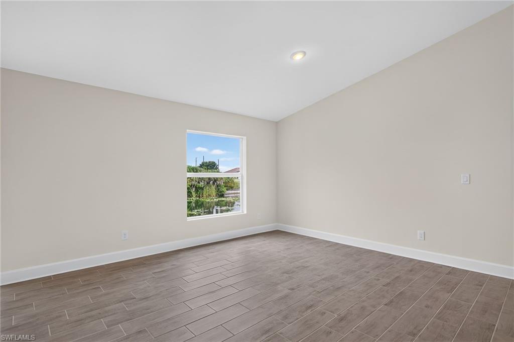 2618 Ne 1st Pl Property Photo 10