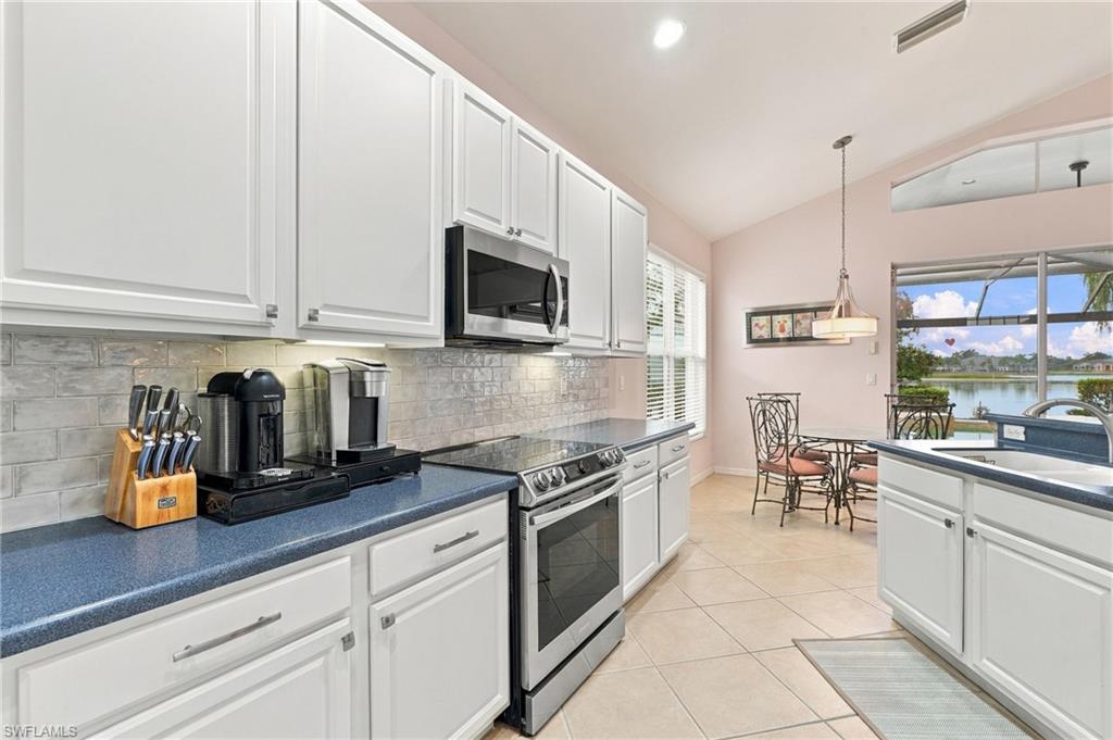 9279 Independence Way Property Photo 13