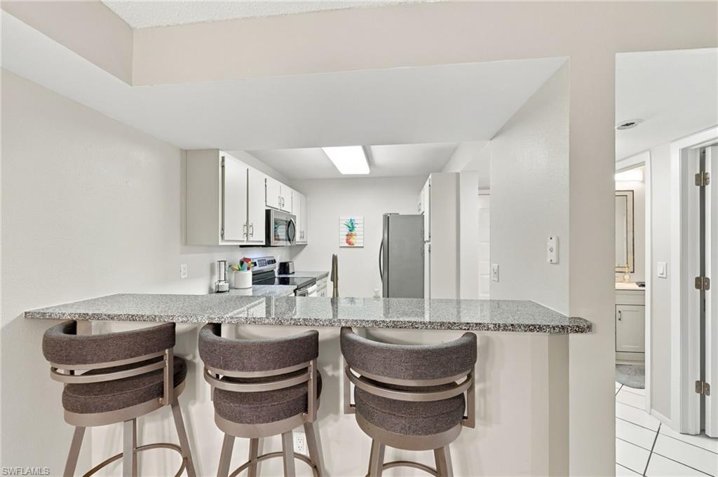 14861 Summerlin Woods Dr 11 Property Photo 4