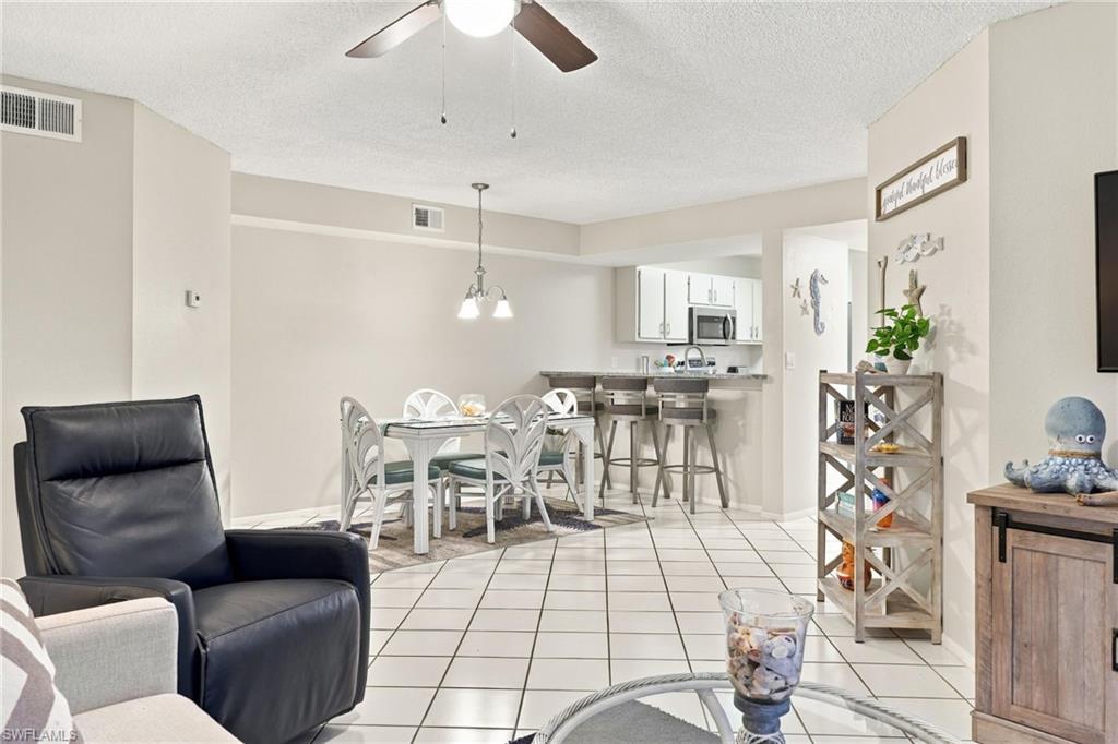 14861 Summerlin Woods Dr 11 Property Photo 14