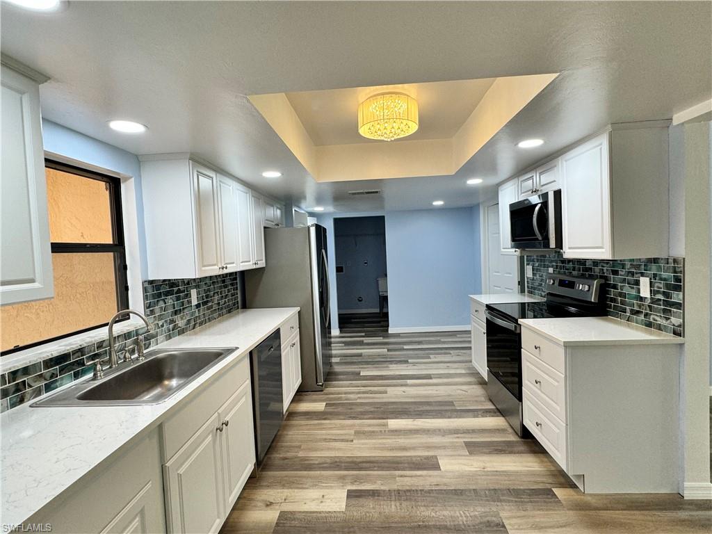 12601 Kelly Palm Dr Property Photo 5