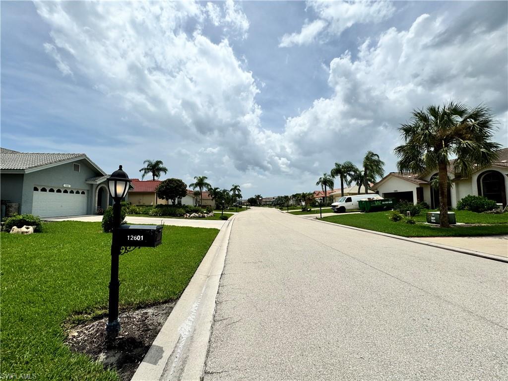 12601 Kelly Palm Dr Property Photo 38