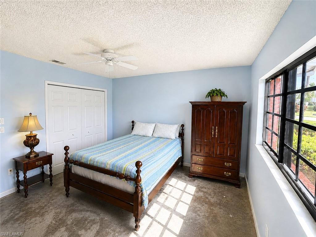 6952 Winkler Rd Property Photo 11