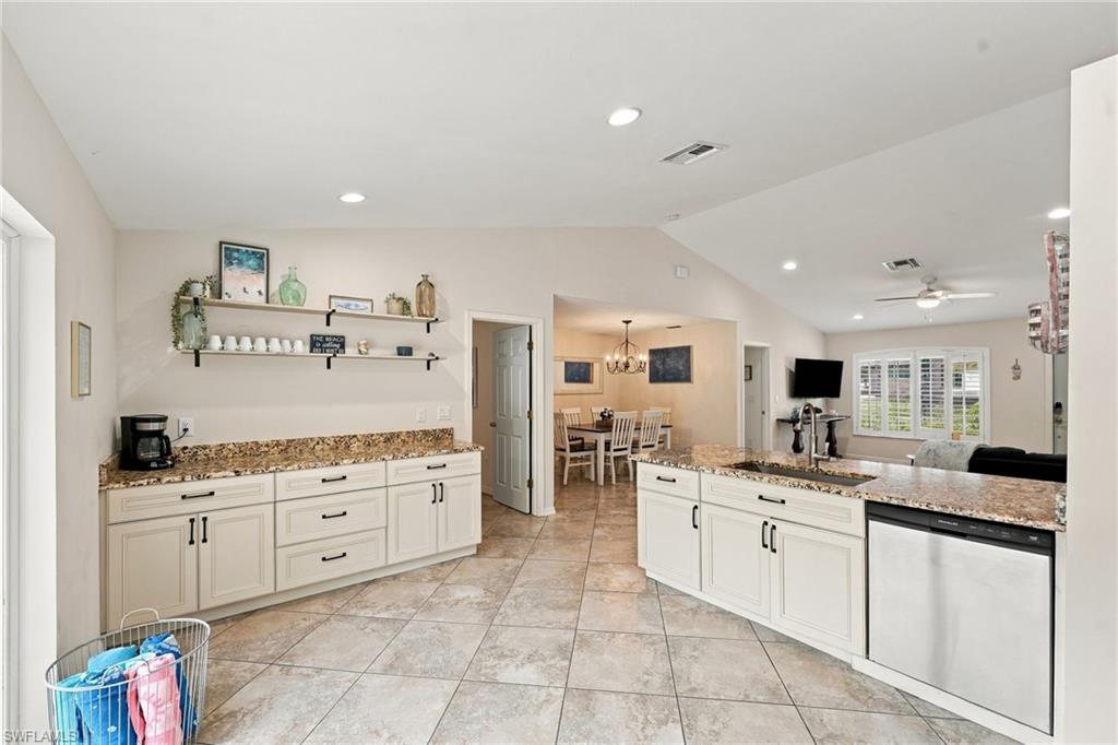 2825 Sw 33rd Ter Property Photo 12