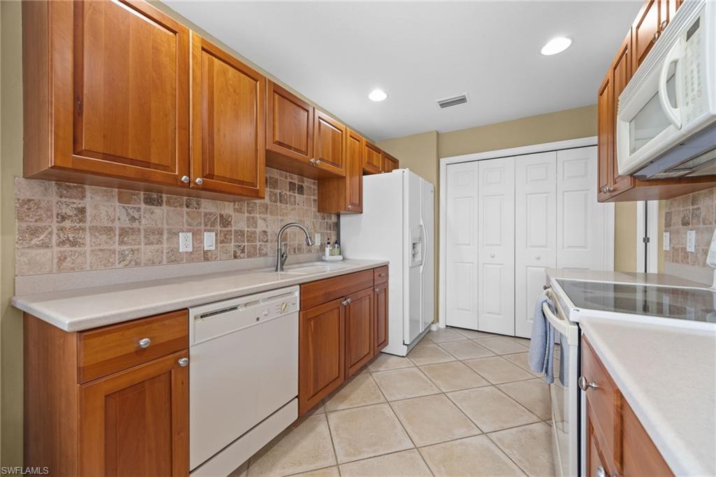 3030 Meandering Way 102 Property Photo 11