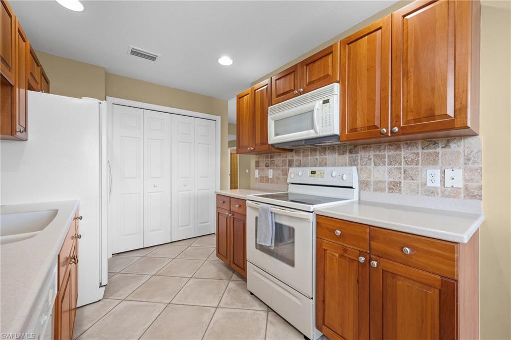 3030 Meandering Way 102 Property Photo 12