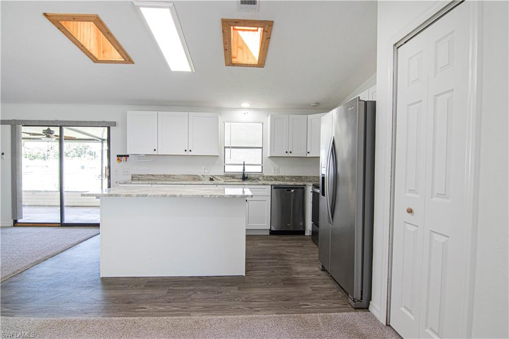 2425 Zoysia Ln Property Photo 10