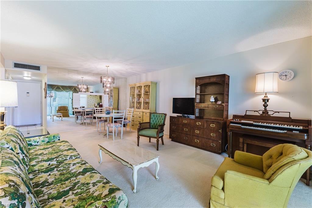 1740 Pine Valley Dr 210 Property Photo 20
