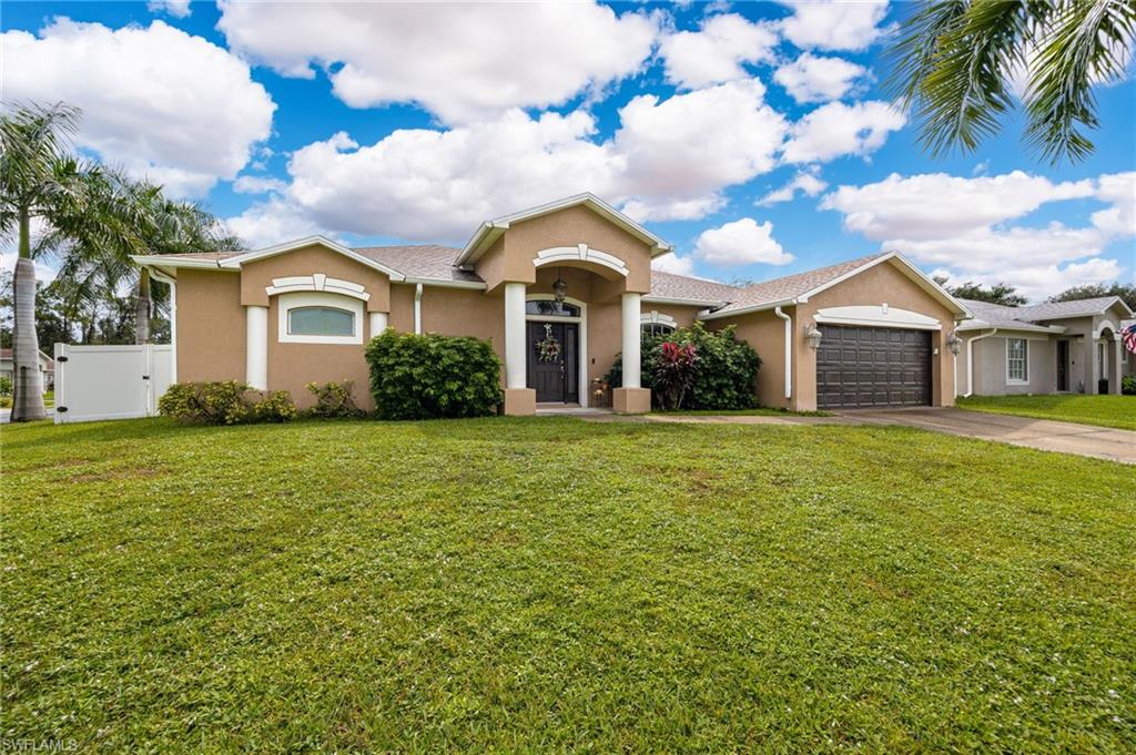15752 Sunny Crest Ln Property Photo 2