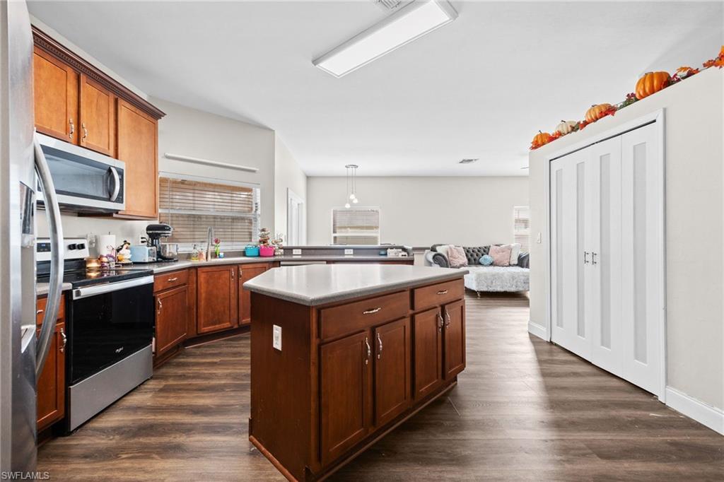 15752 Sunny Crest Ln Property Photo 16