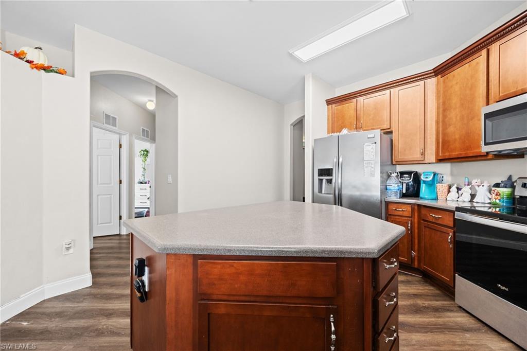 15752 Sunny Crest Ln Property Photo 18
