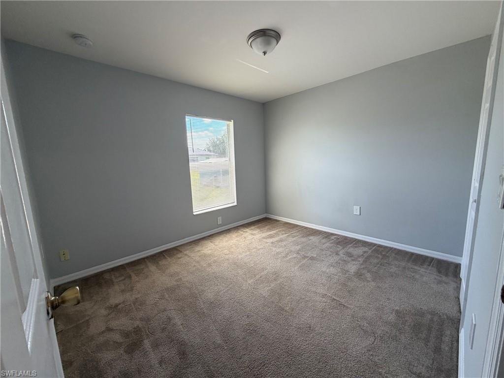 2717 4th St Sw Property Photo 4
