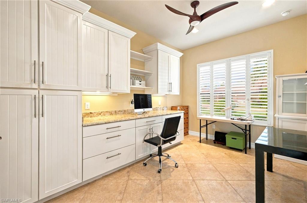 10983 Longwing Dr Property Photo 8