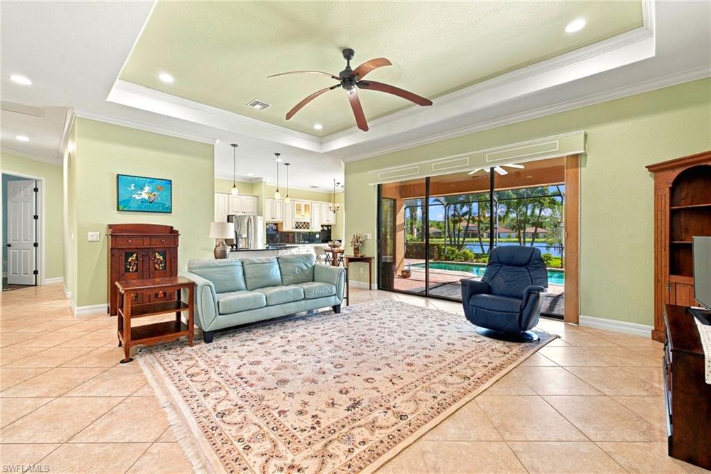 10983 Longwing Dr Property Photo 10