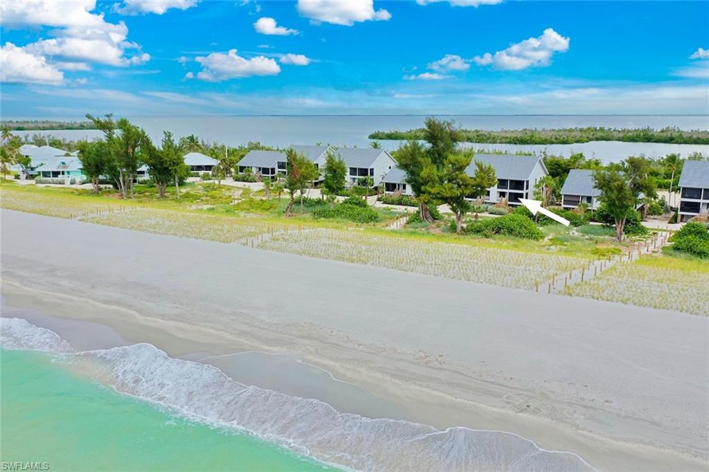 1414 Beach Cottages Property Photo 3