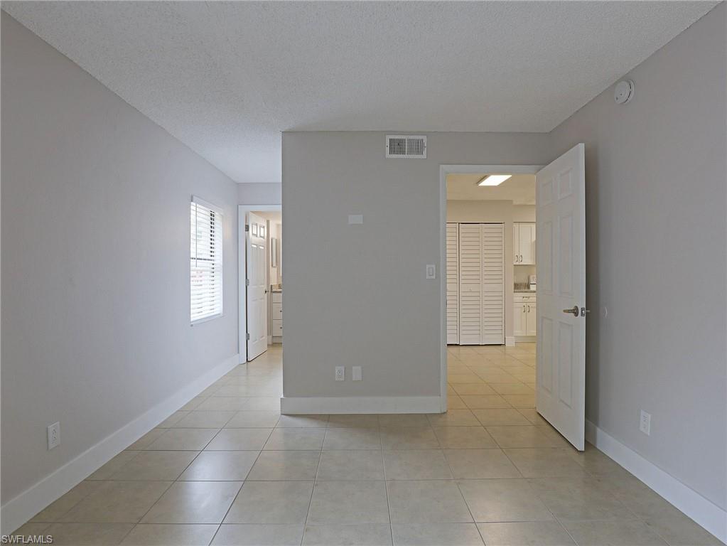 5307 Summerlin Rd 705 Property Photo 10