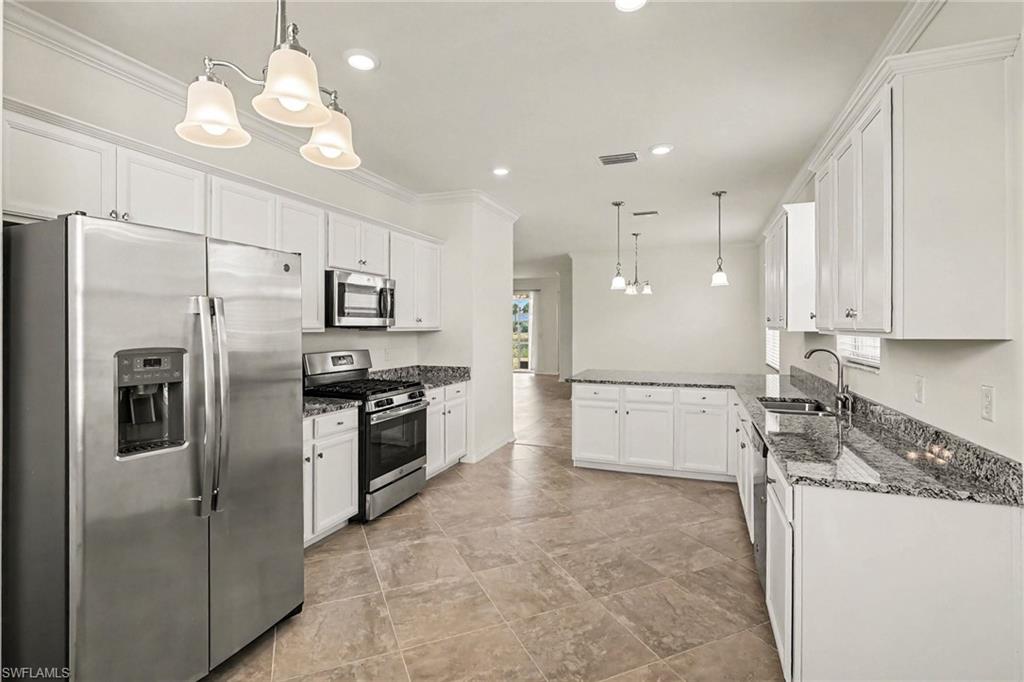 43281 Treadway Dr Property Photo 15