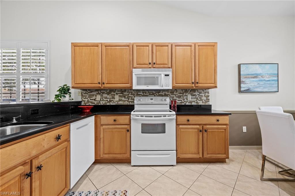 15208 Cape Sable Ln Property Photo 6