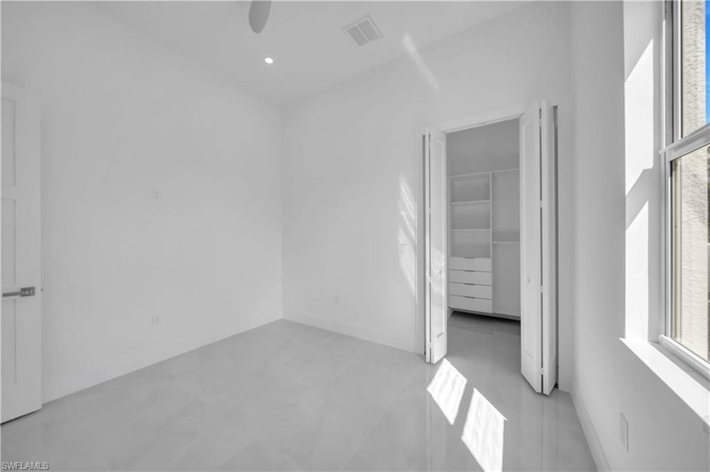 752 Clancy St E Property Photo 25