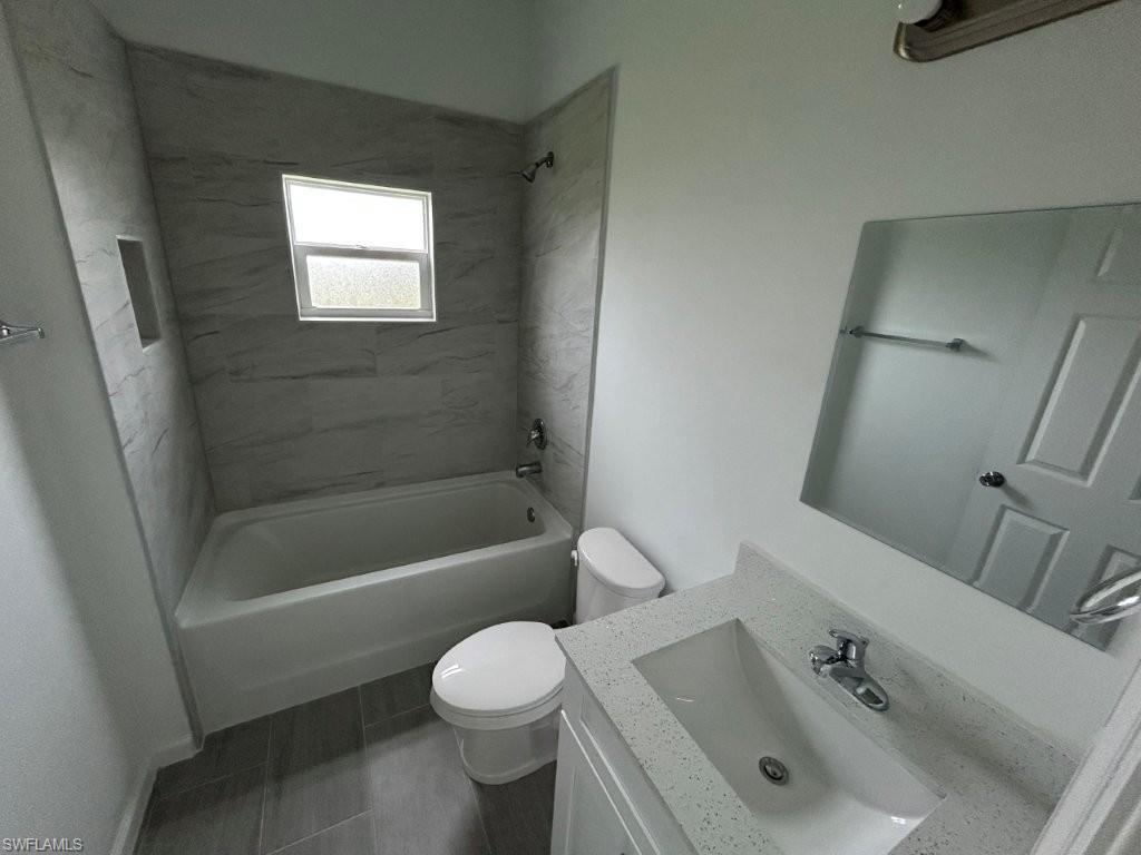 1141 Columbo Ave S Property Photo 12