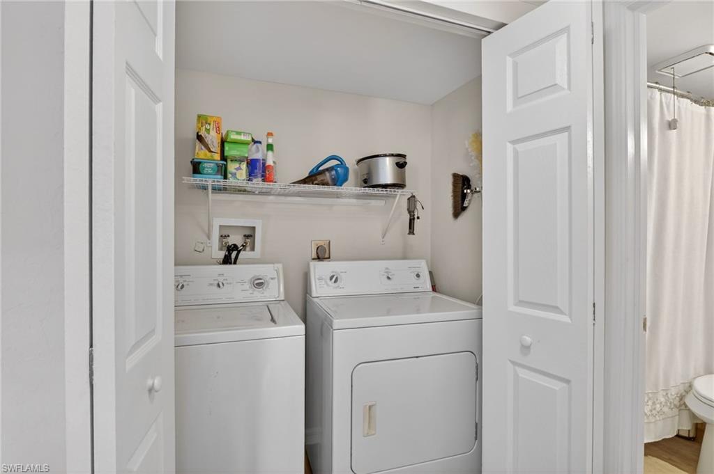 5735 Foxlake Dr 2 Property Photo 18