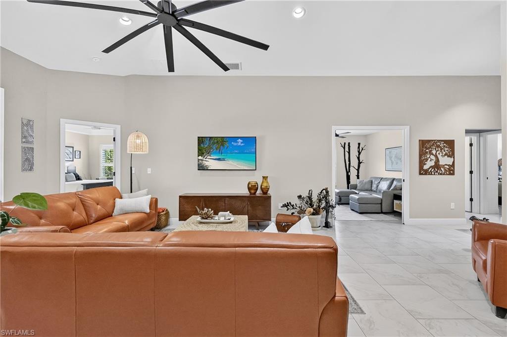 14066 Castle Hill Way Property Photo 10
