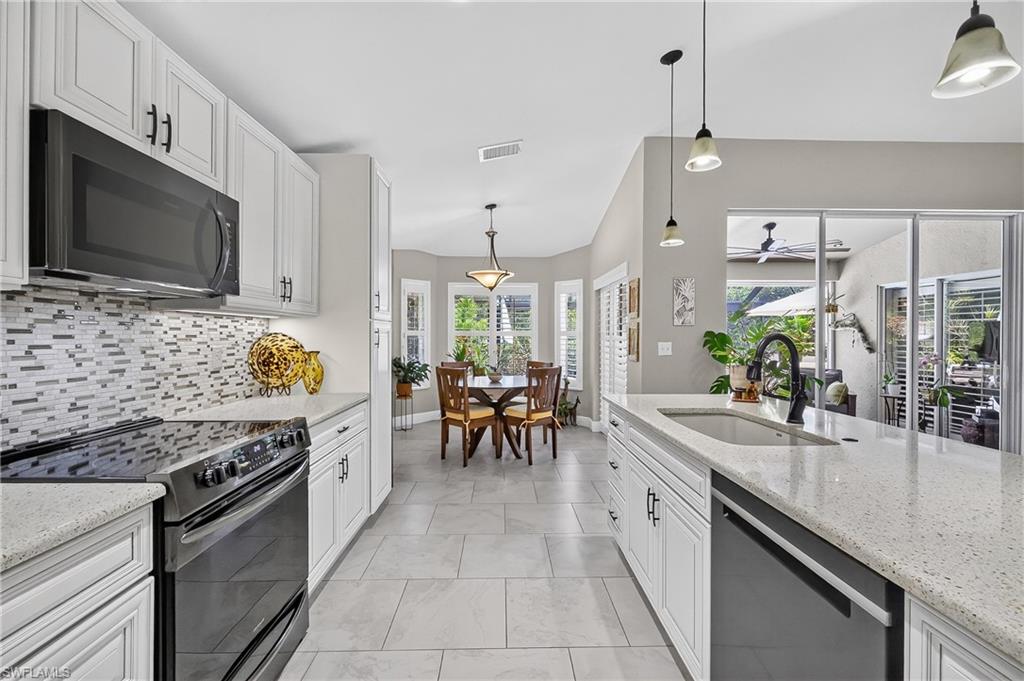 14066 Castle Hill Way Property Photo 14