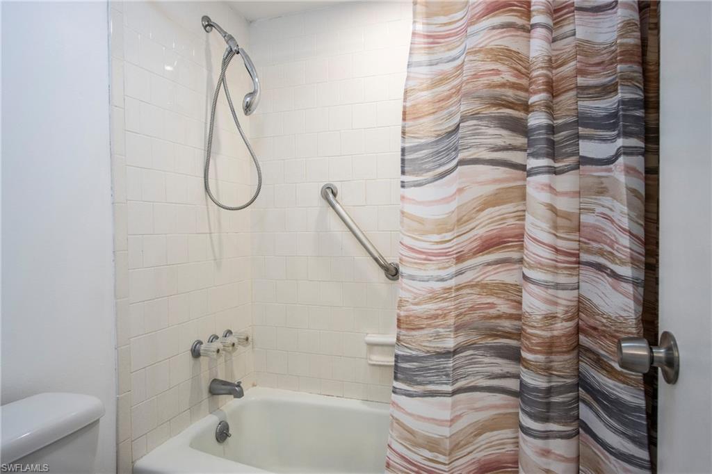 1086 Forest Lakes Dr 306 Property Photo 17