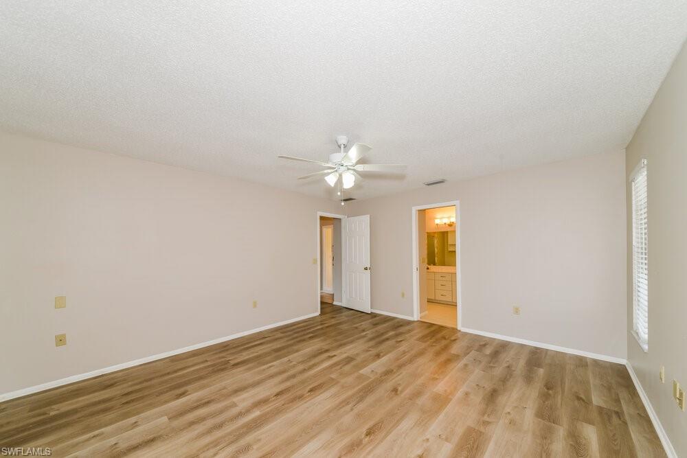 5453 Colonial Oaks Blvd Property Photo 9