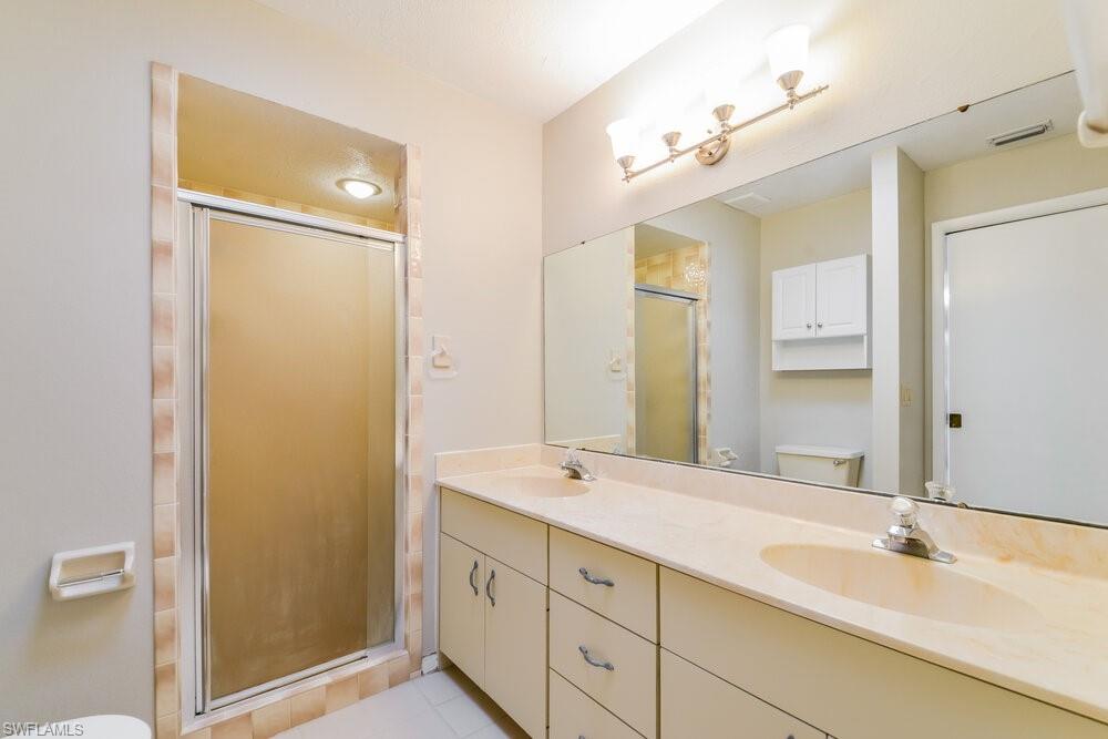 5453 Colonial Oaks Blvd Property Photo 10