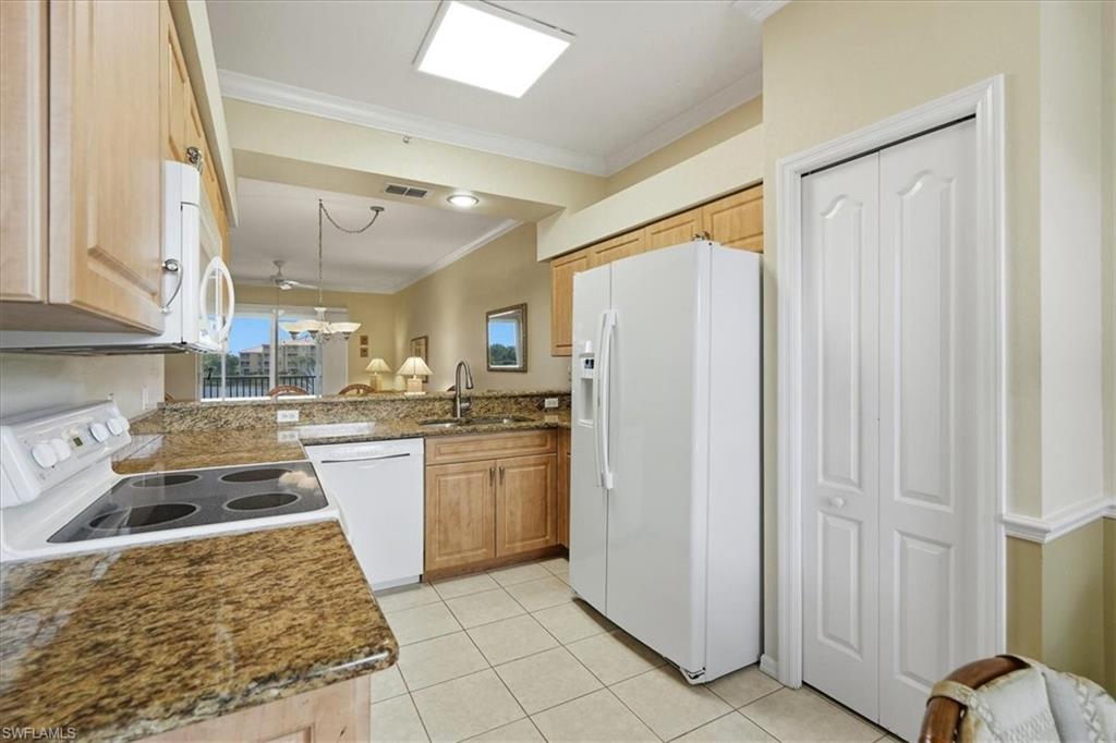 14061 Brant Point Cir 725 Property Photo 8