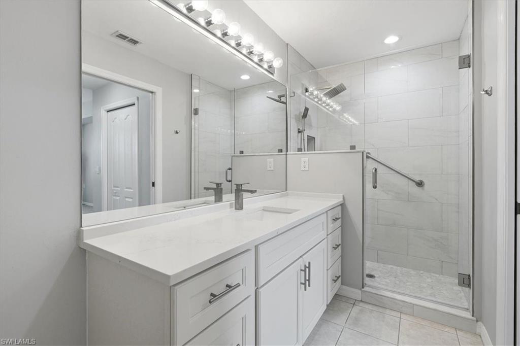 14061 Brant Point Cir 725 Property Photo 21