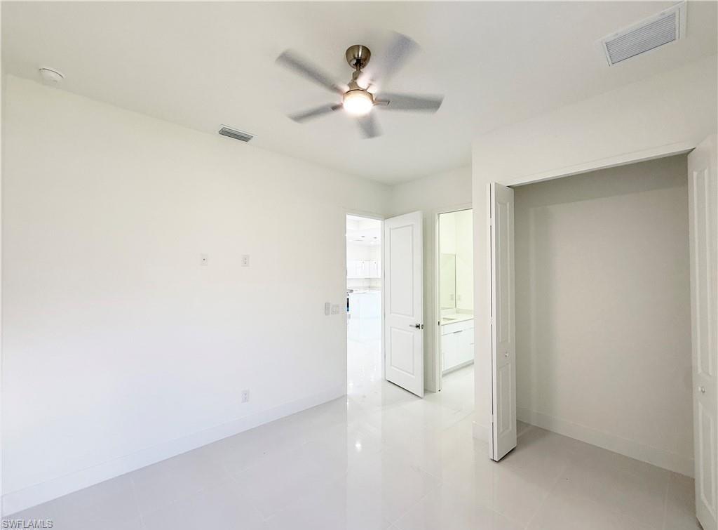 2726 Nw 41st Pl Property Photo 15