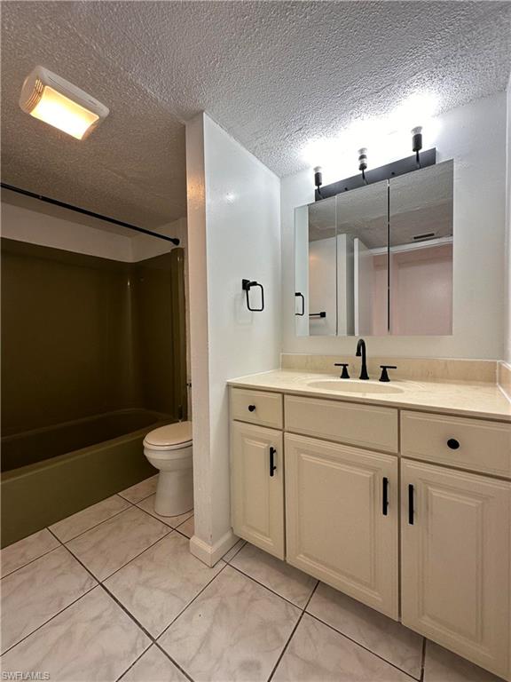 3704 Broadway 118 Property Photo 4