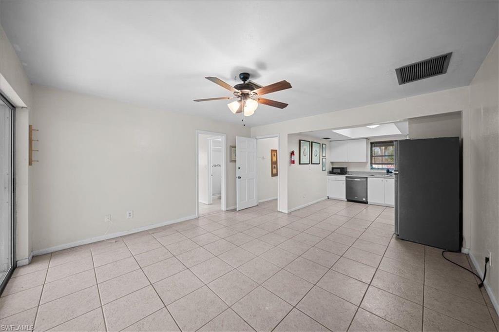 4926 Vincennes St 1-3 Property Photo 10