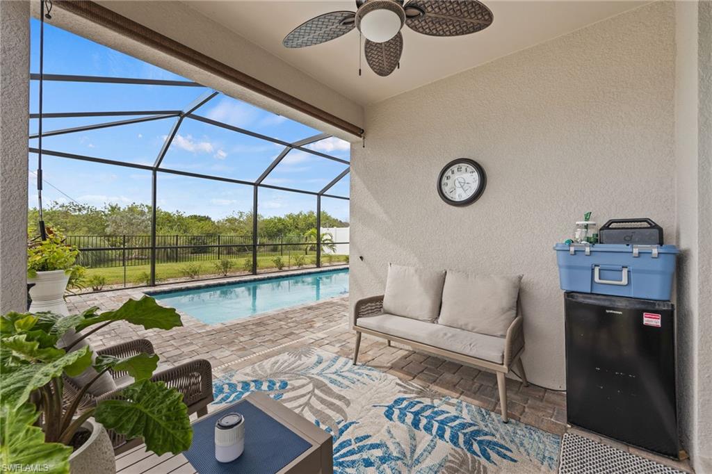 1213 Caloosa Cove Dr Property Photo 2