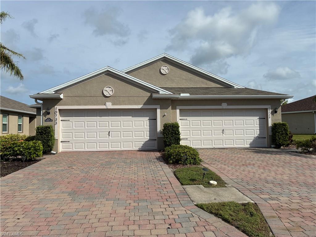 10733 Crossback LN