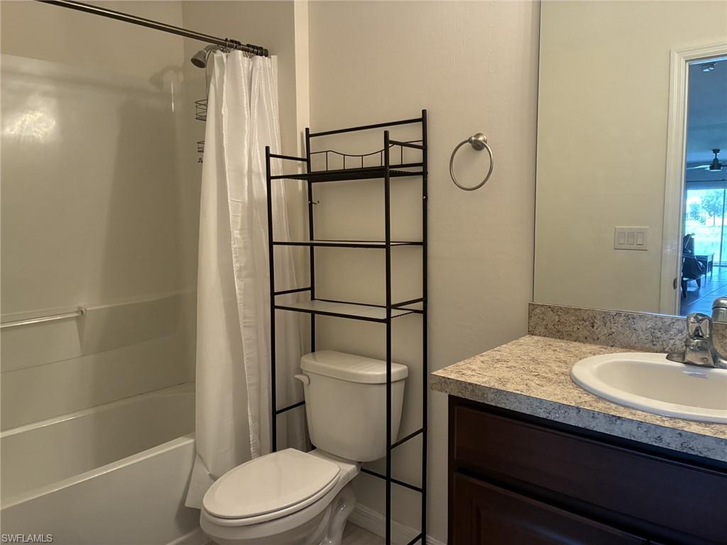 10733 Crossback Ln Property Photo 12