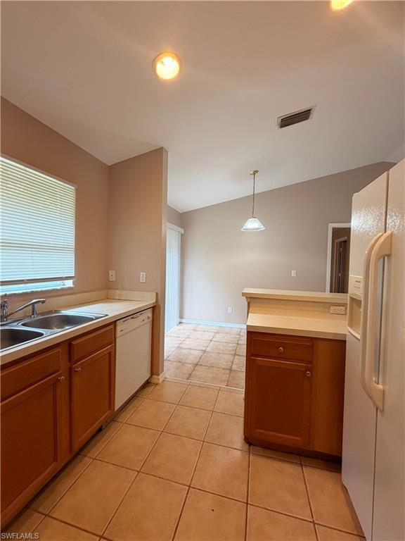 566 Nimitz Blvd Property Photo 6