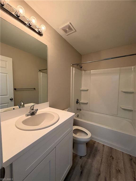 3607 E 18th St Property Photo 21
