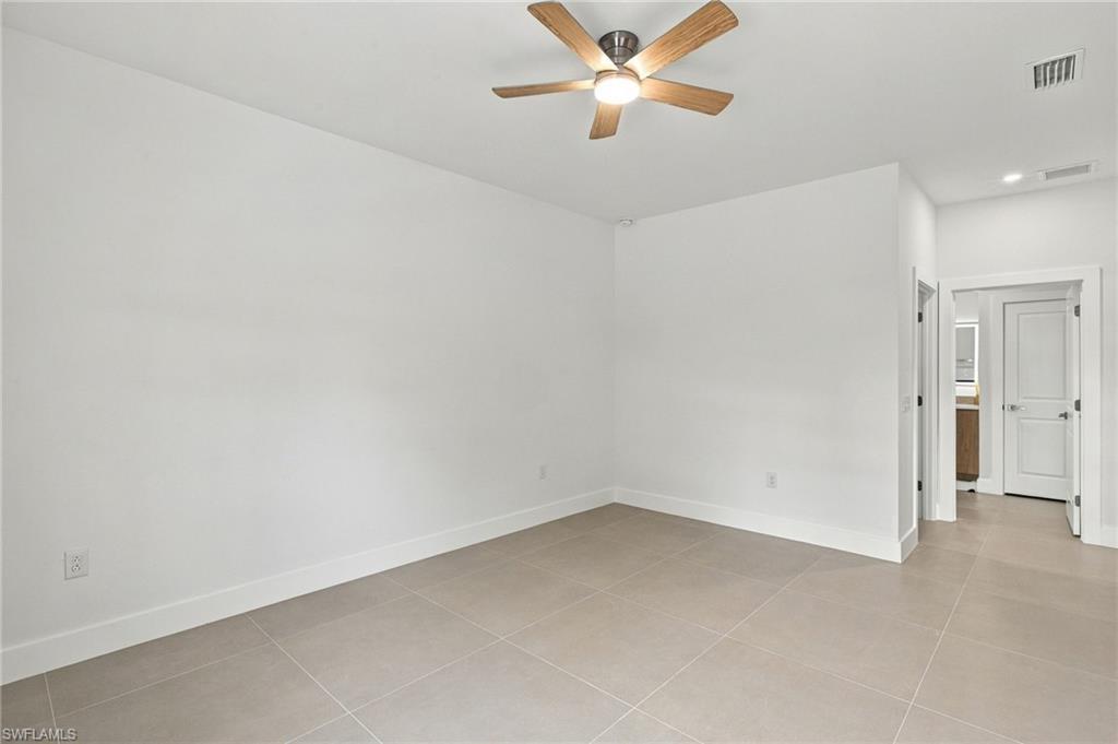 344 Ne 10th Ter Property Photo 11