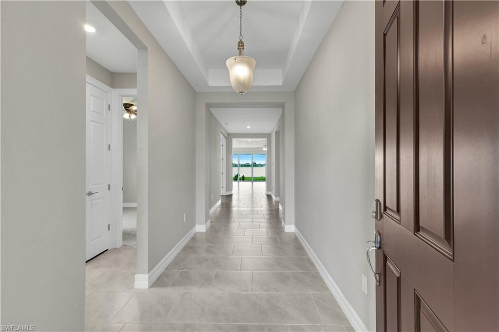 447 Spring Hill Lake Loop Property Photo 4
