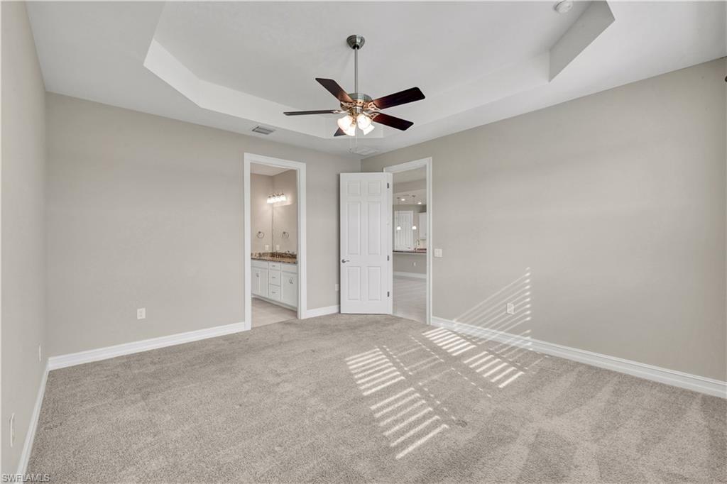 447 Spring Hill Lake Loop Property Photo 17