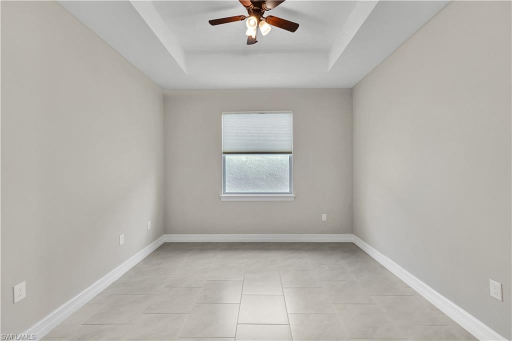 447 Spring Hill Lake Loop Property Photo 20