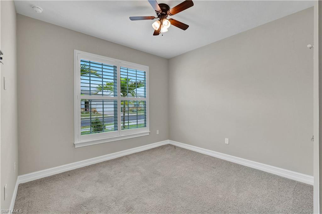 447 Spring Hill Lake Loop Property Photo 22