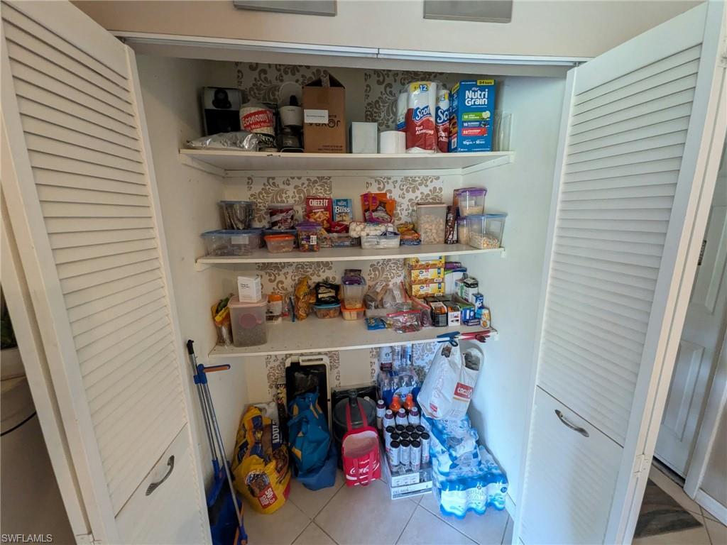 20503 Fern Cir Property Photo 9