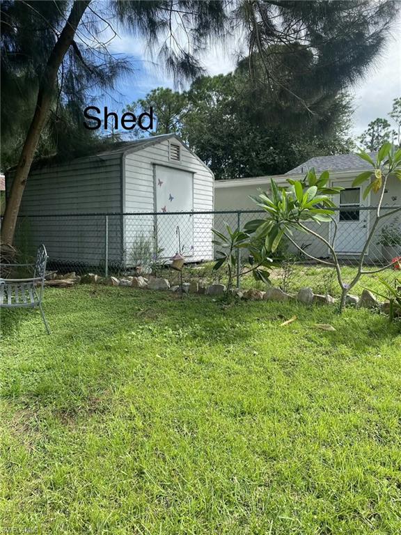 20503 Fern Cir Property Photo 25