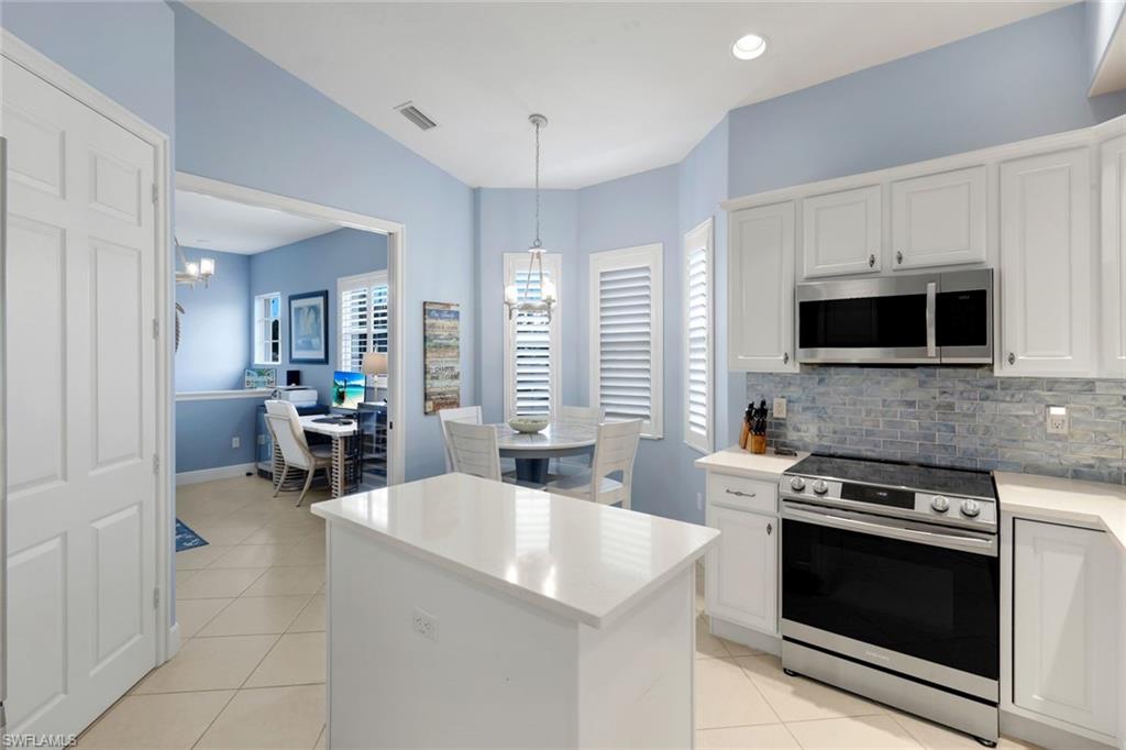 10550 Marino Pointe Dr 203 Property Photo 4