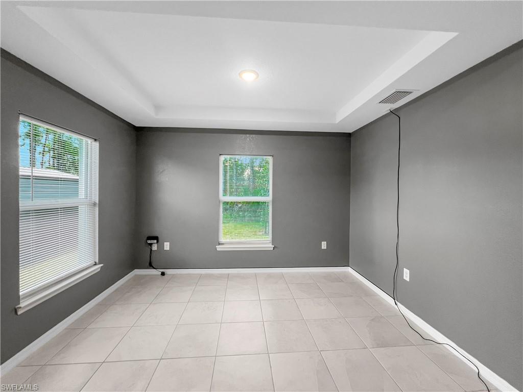 3107 35th St W Property Photo 16