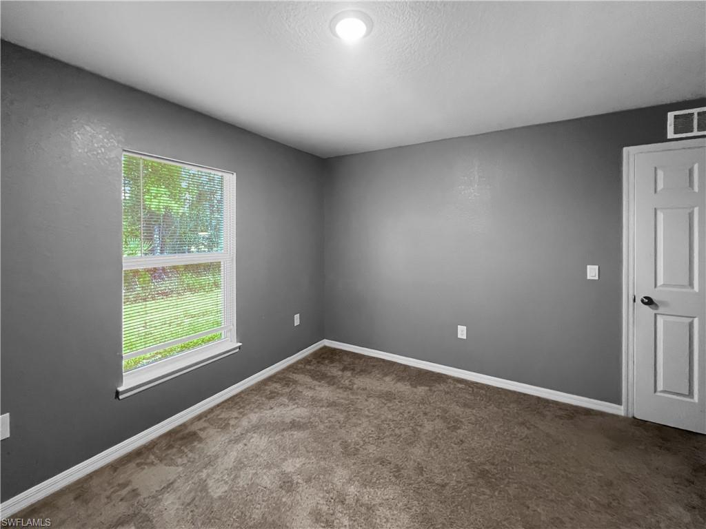 3107 35th St W Property Photo 28